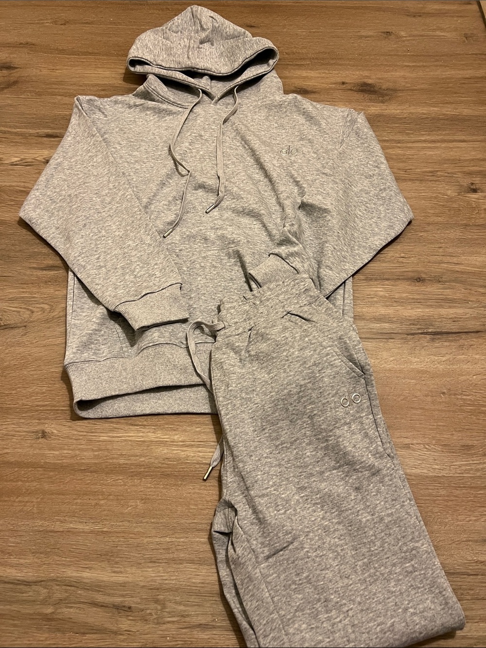 Grey ALO yoga Jogger Set